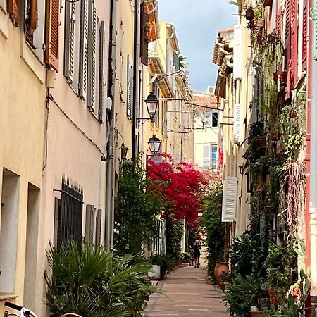Les Petits Volets 2 Bed and Breakfast Antibes Exteriör bild